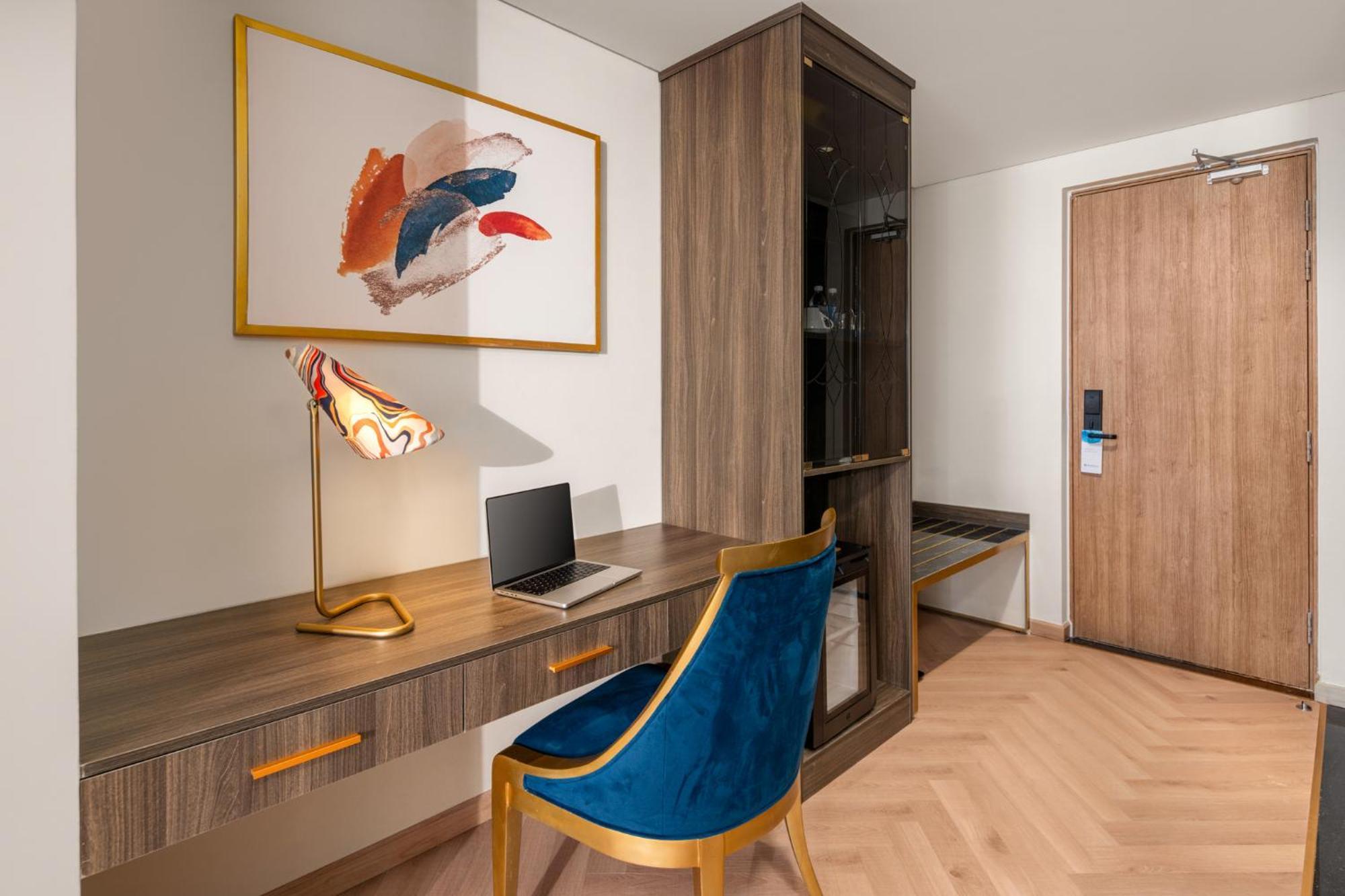 Wyndham Hoi An Royal Beachfront Resort & Villas Экстерьер фото